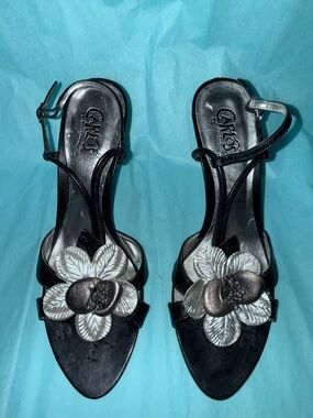 Carlos by Carlos Santana Black Leather Floral Ankle-Strap Sandals